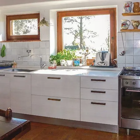 Three-bedroom Holiday In Amelia Сasa de vacaciones Collicello